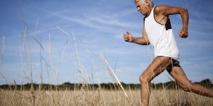 愛運動、不抽菸 老翁也罹肺癌？ 原來是「家族史」惹的禍