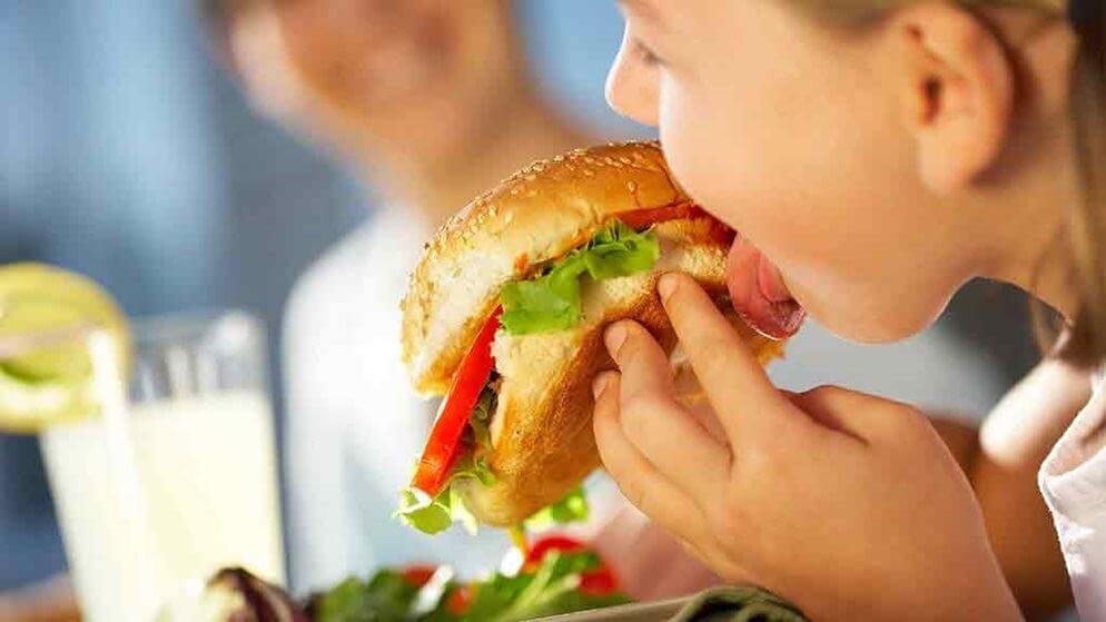 eating-hamburger