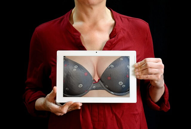 每天戴胸罩超12小時容易得乳腺癌？