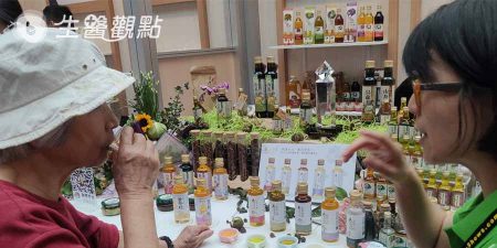 牙口不好？食研所：免驚！銀髮友善食品看這